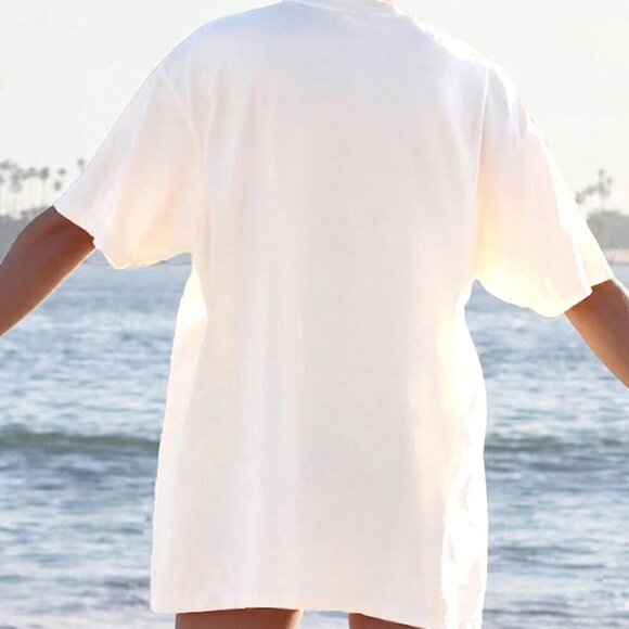 Casual Women's Round Neck Short Sleeve Letter Print Loose Fit T-Shirt - Picture 2 of 6